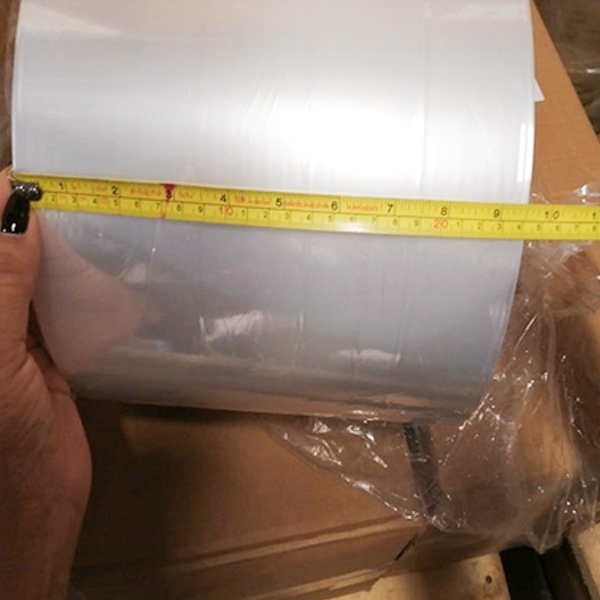 200 mm - 1400 mm dubbellager 17 mikron mikroperforerad polyolefin krympfilm för mjölkprodukt